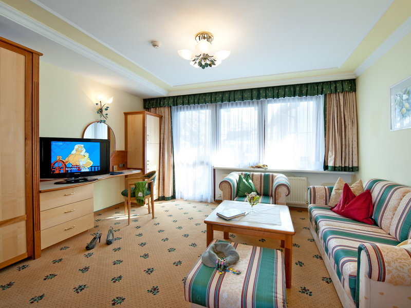 Alpina Deluxe & Nebenhaus Sonnberg 46