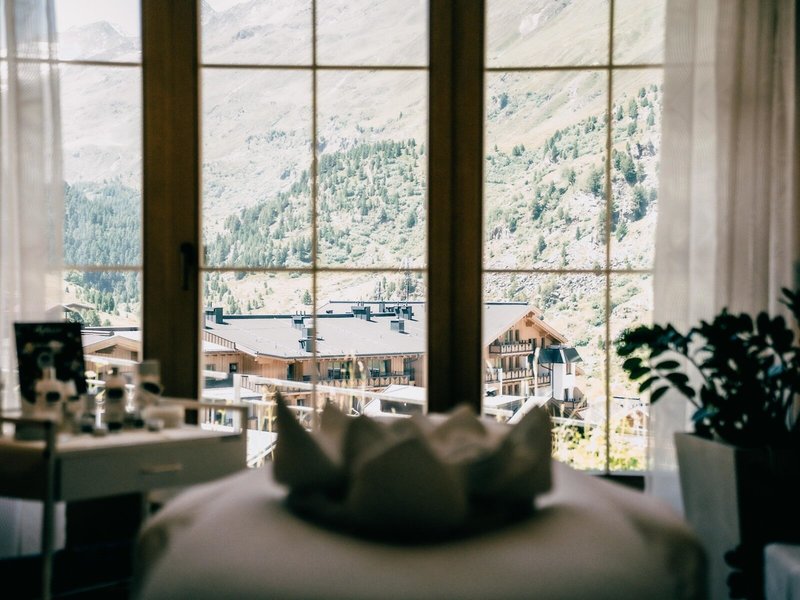 Austria & Bellevue 36