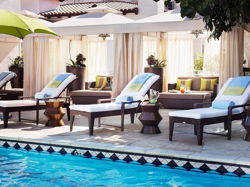 Sunset Marquis 12