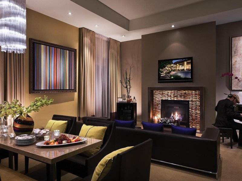 Sunset Marquis 34