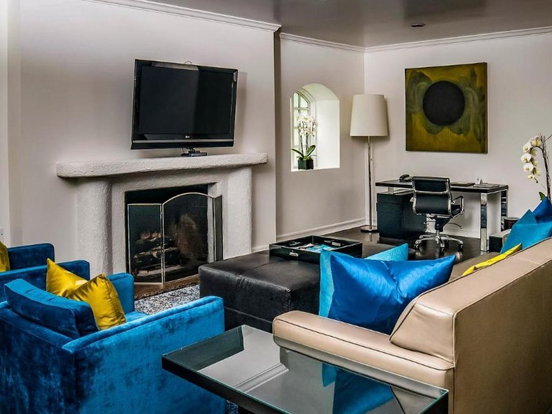 Sunset Marquis 40