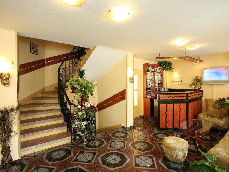 Hotel Color Varna 10