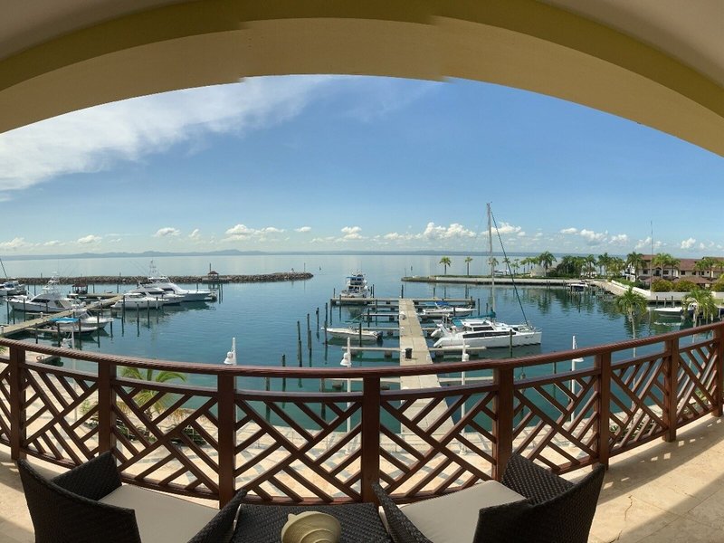 The Bannister Hotel 9