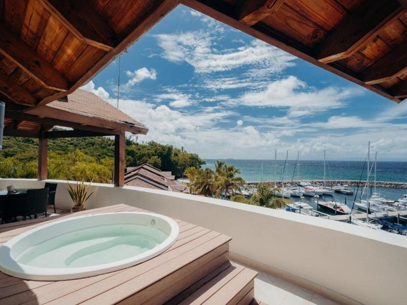 The Bannister Hotel 10