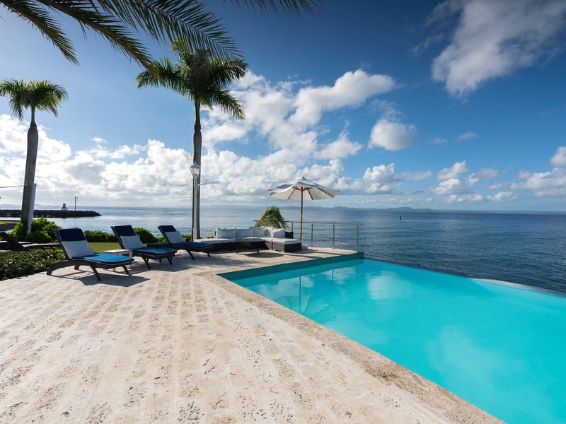 The Bannister Hotel 14