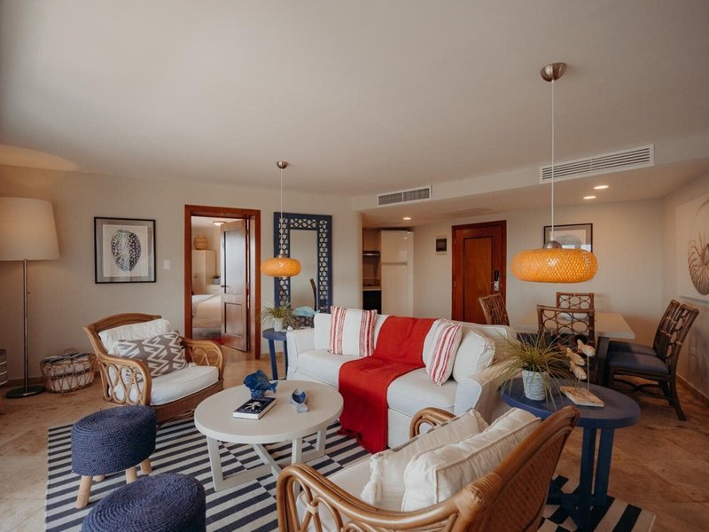 The Bannister Hotel 36