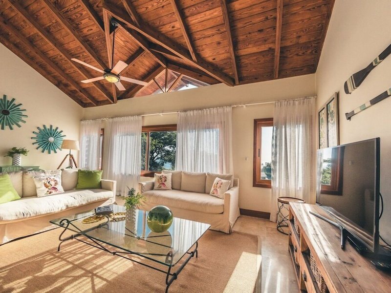 The Bannister Hotel 49