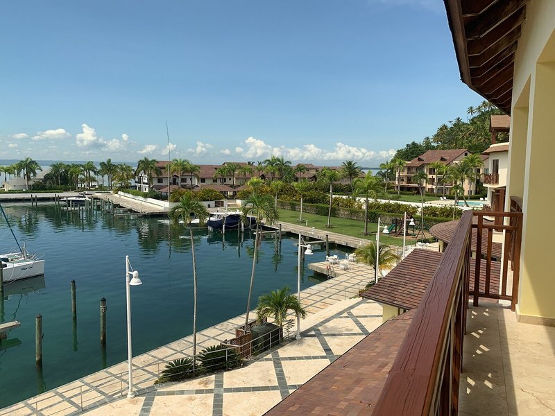 The Bannister Hotel & Yacht Club 1