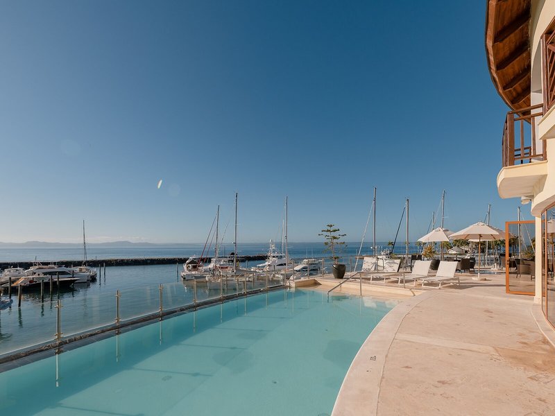 The Bannister Hotel & Yacht Club 2