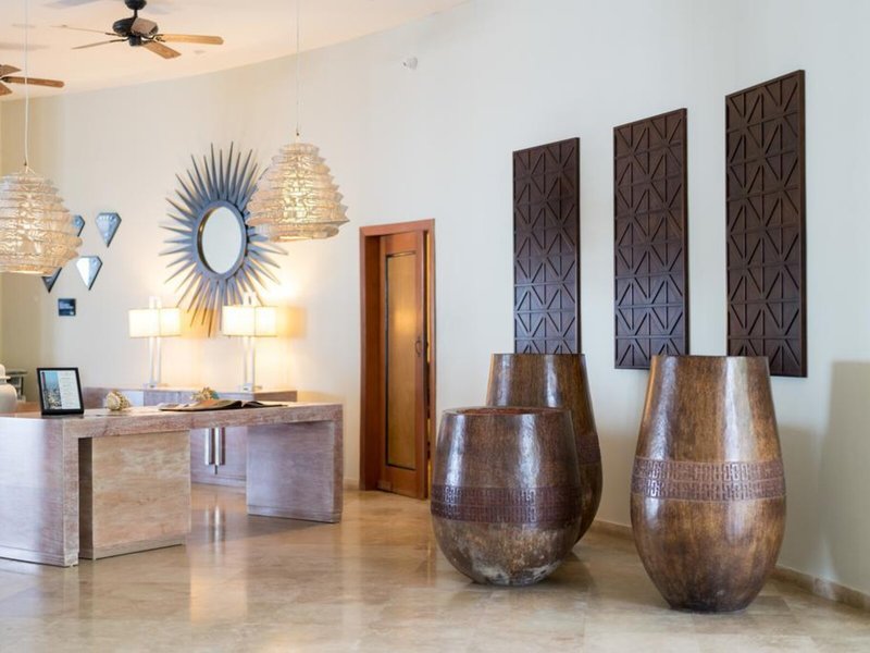 The Bannister Hotel & Yacht Club 17