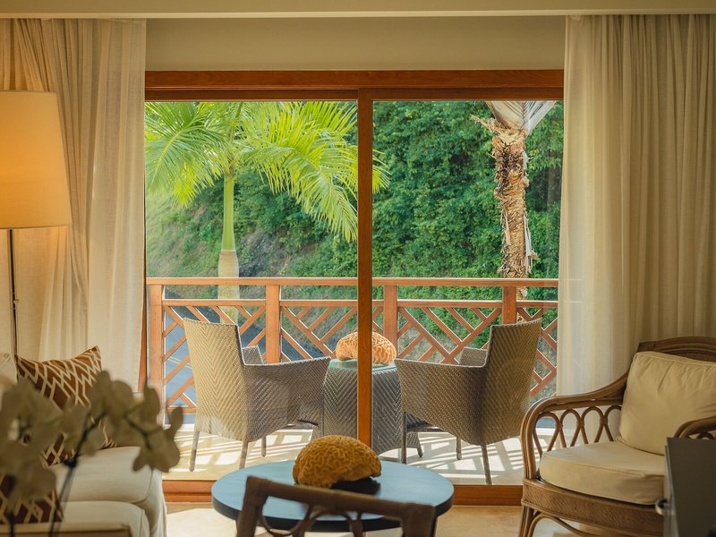 The Bannister Hotel & Yacht Club 40