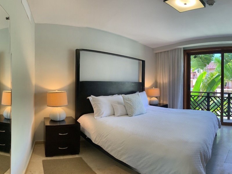 The Bannister Hotel & Yacht Club 43