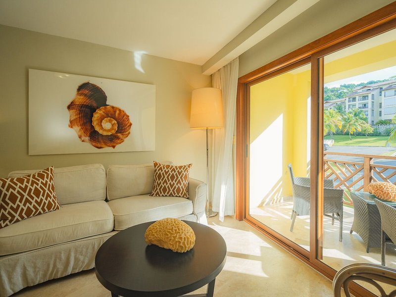 The Bannister Hotel & Yacht Club 46