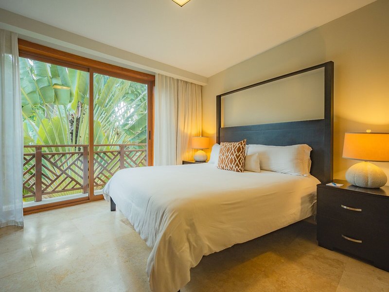 The Bannister Hotel & Yacht Club 48