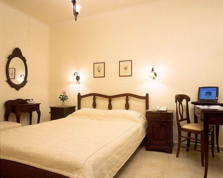 Nymphes Luxury Apartments 7