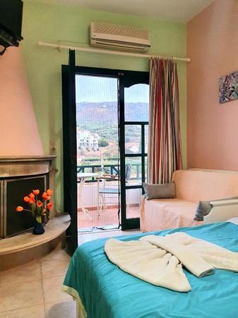 Dioskouroi Apartments 9