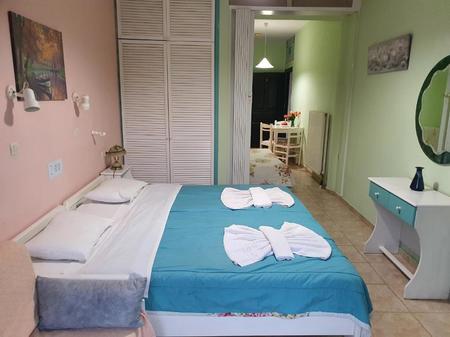 Dioskouroi Apartments 10
