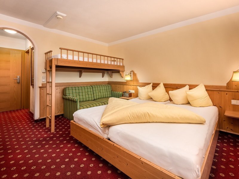 Familien-Wellness-Hotel Dörflwirt 30