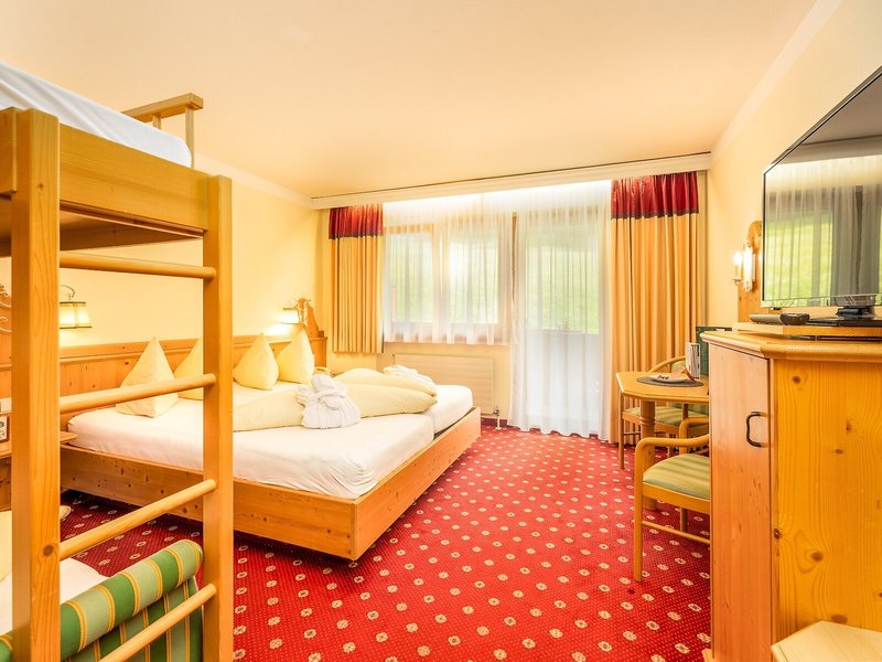 Familien-Wellness-Hotel Dörflwirt 34