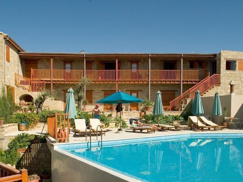 Filokypros Eveleos Country House 10