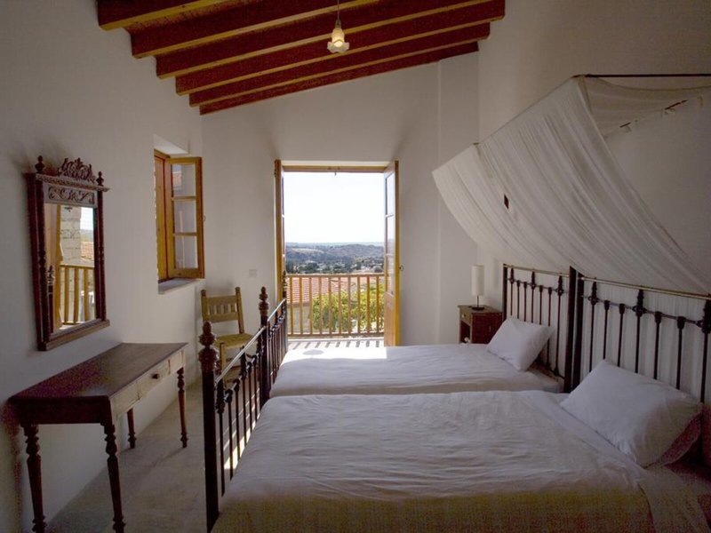 Filokypros Eveleos Country House 24