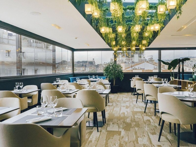 Five Seas Hotel Cannes 29