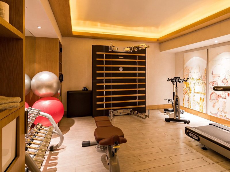 Five Seas Hotel Cannes 31