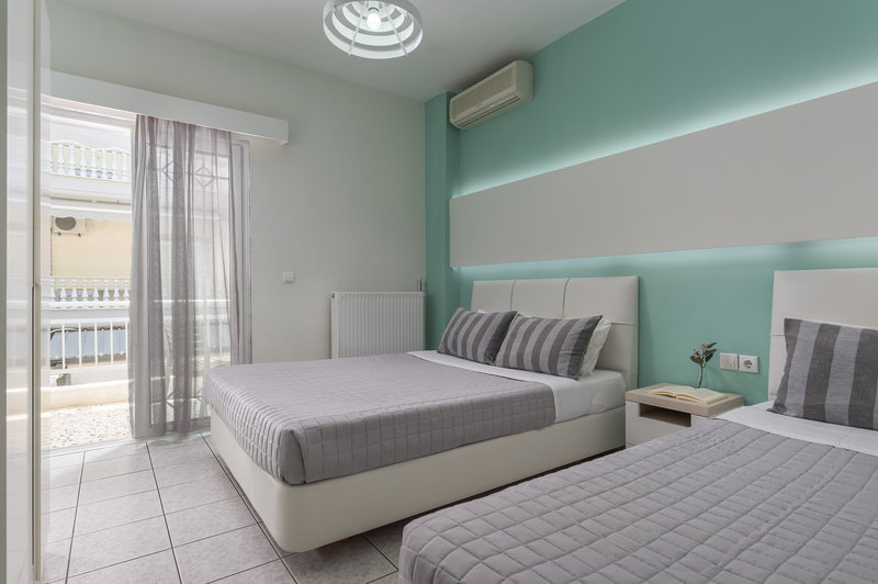 Ouzas Hotel 6