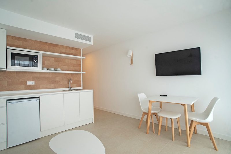 Apartamentos Es Pujols 15