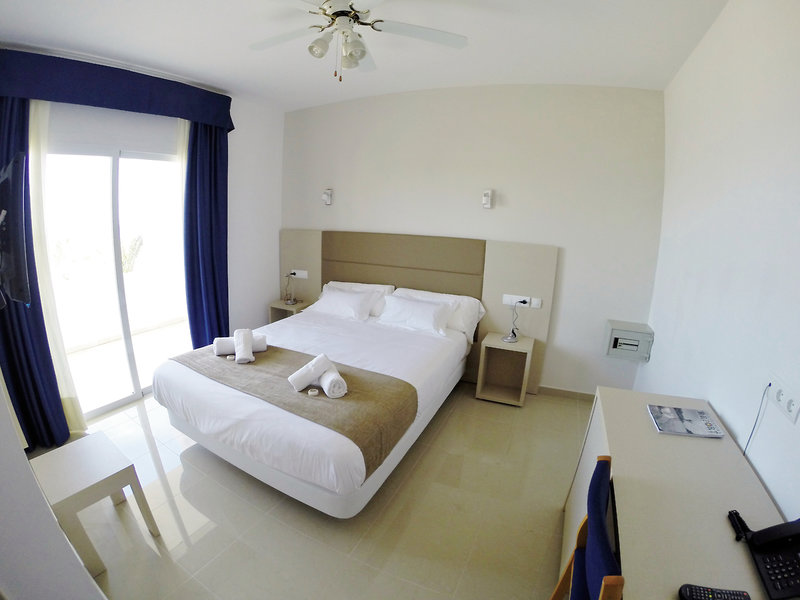 Roca Bella Hotel 6