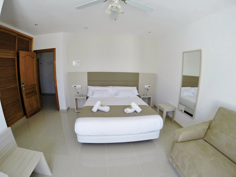 Roca Bella Hotel 7