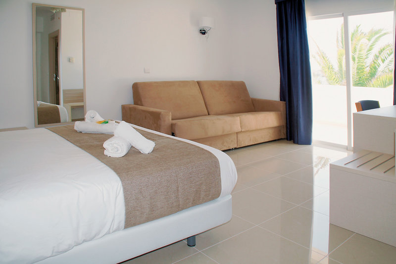 Roca Bella Hotel 8