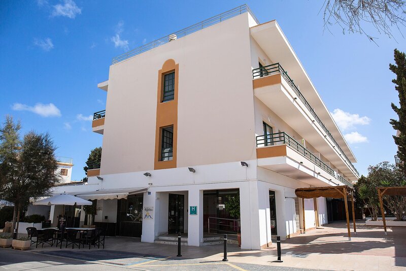 Hotel Rosales 11