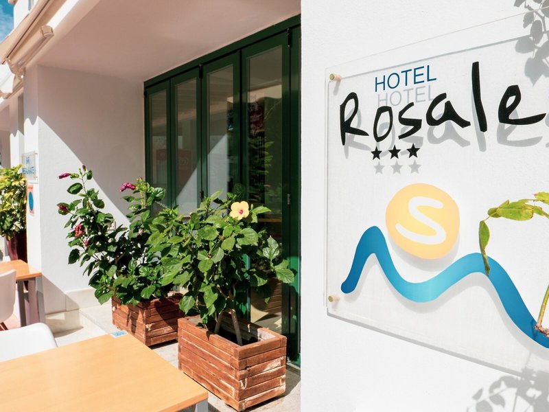 Hotel Rosales 2