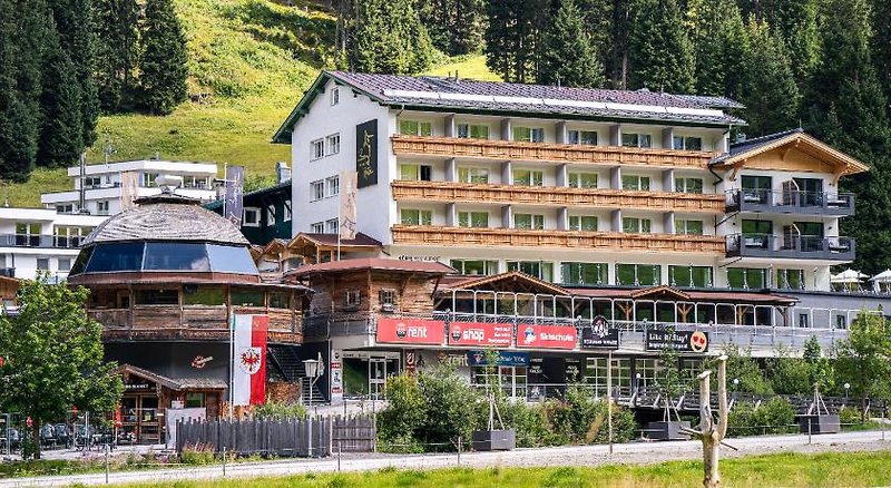 Berghotel Hochfügen 3