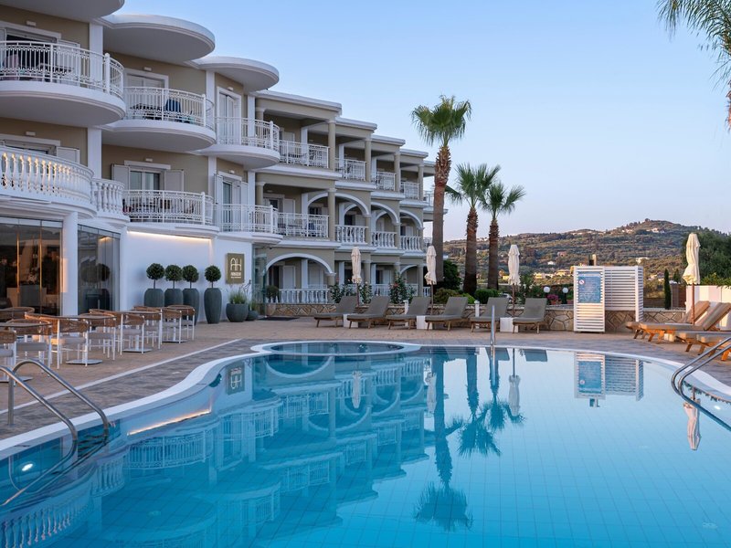 Arkadia Luxury Hotel Apartments 16