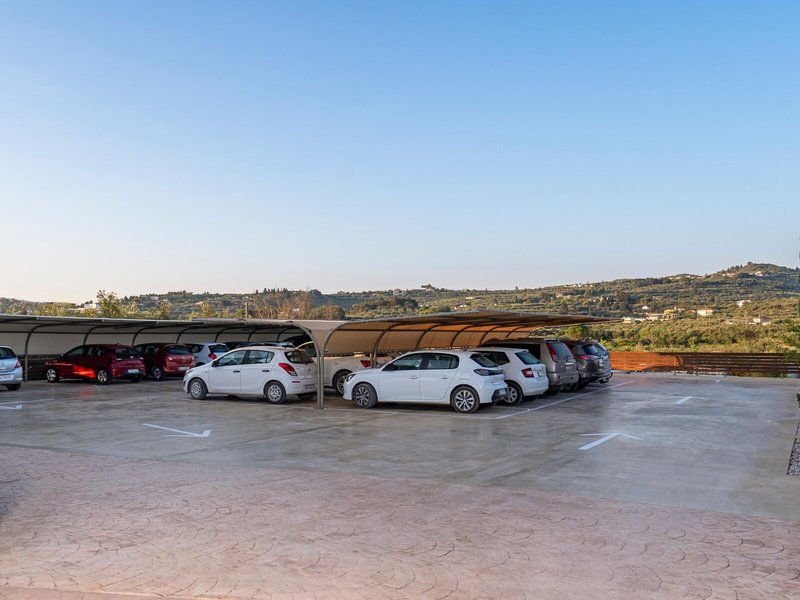 Arkadia Luxury Hotel Apartments 29