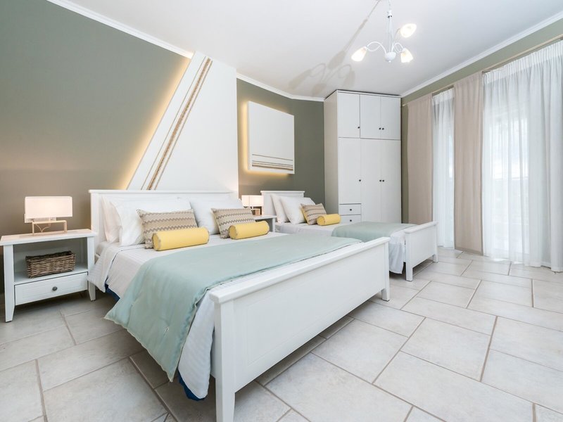 Arkadia Luxury Hotel Apartments 46