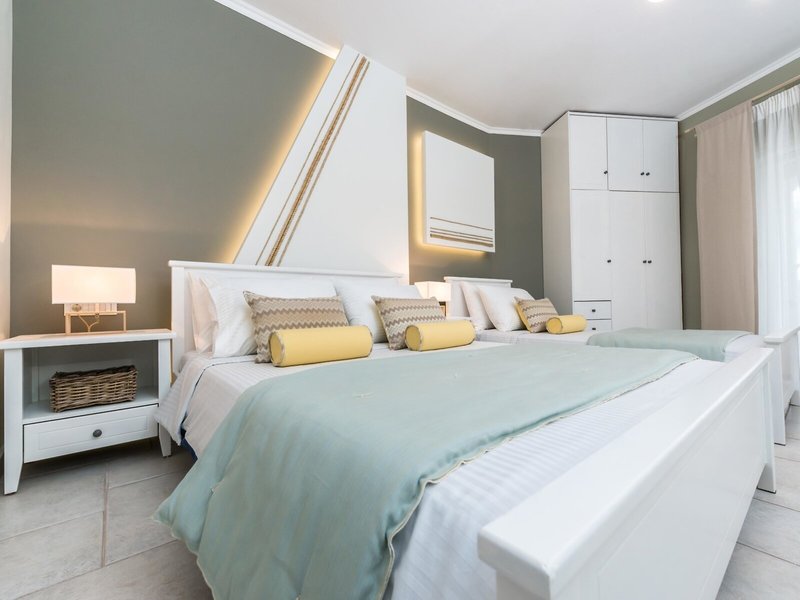 Arkadia Luxury Hotel Apartments 47