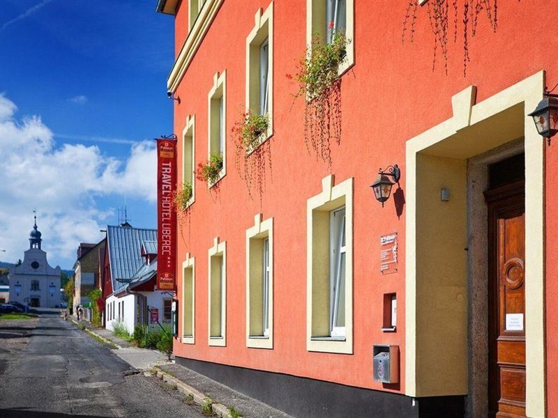 Pytloun Travel Hotel 3