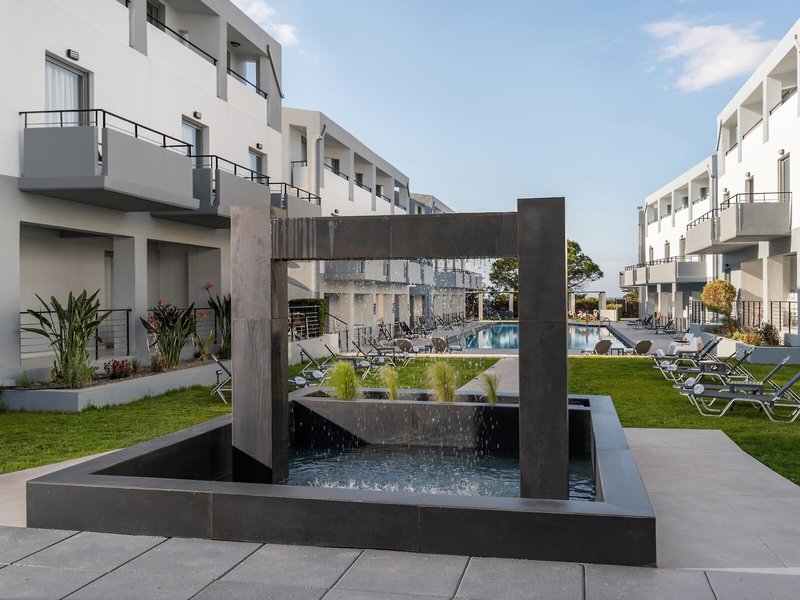 Sunrise Village Hotel 6