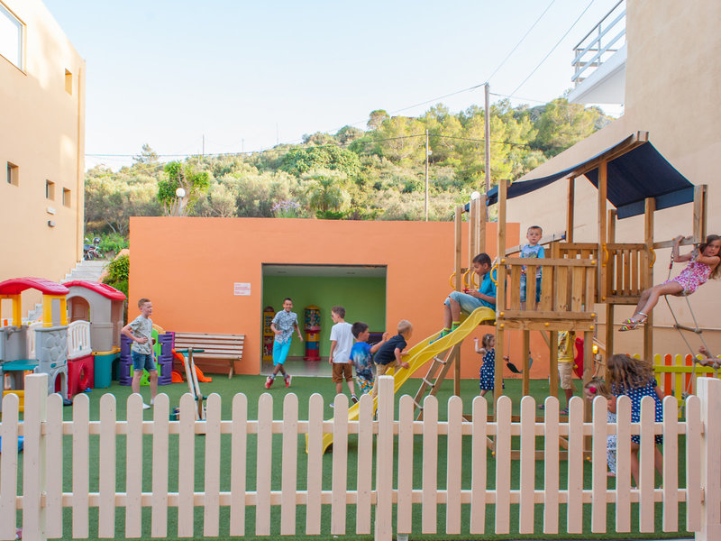 Sunrise Village Hotel 23