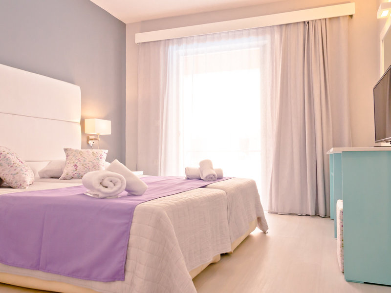 Sunrise Village Hotel 33