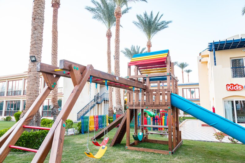 Grand Oasis Resort 33