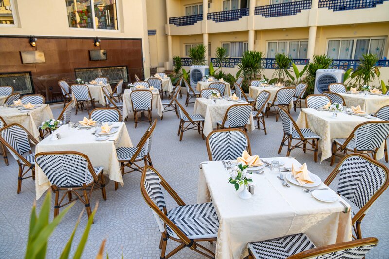 Grand Oasis Resort 84