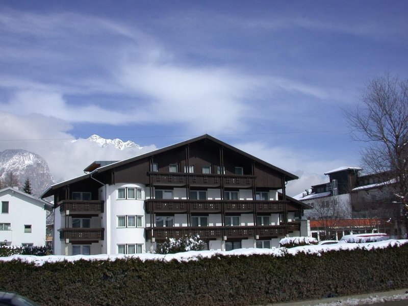 Hotel Edelweiss 1