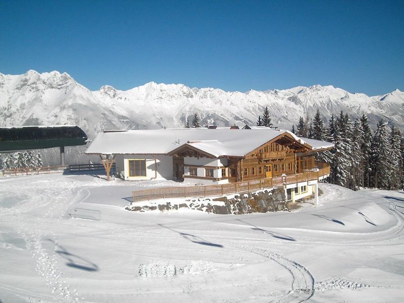Hotel Edelweiss 4