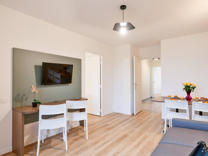 Zenitude Hotel-Residences Versailles Saint Cyr L Ecole 12