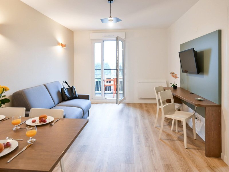Zenitude Hotel-Residences Versailles Saint Cyr L Ecole 13