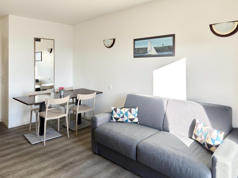 Zenitude Hotel-Residences Versailles Saint Cyr L Ecole 44